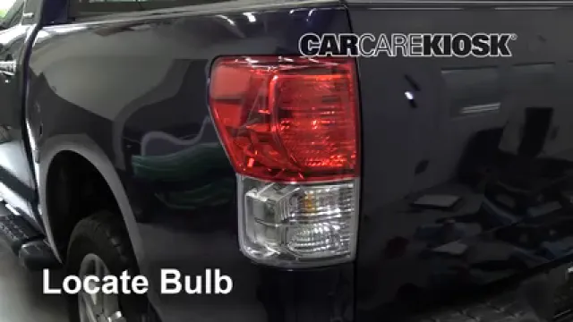 2012 Toyota Tundra Limited 5.7L V8 Crew Cab Pickup Luces Luz de giro trasera (reemplazar foco)